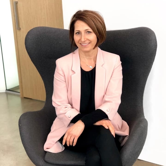 Meet your Posher, Lise - Picture 1 of 1